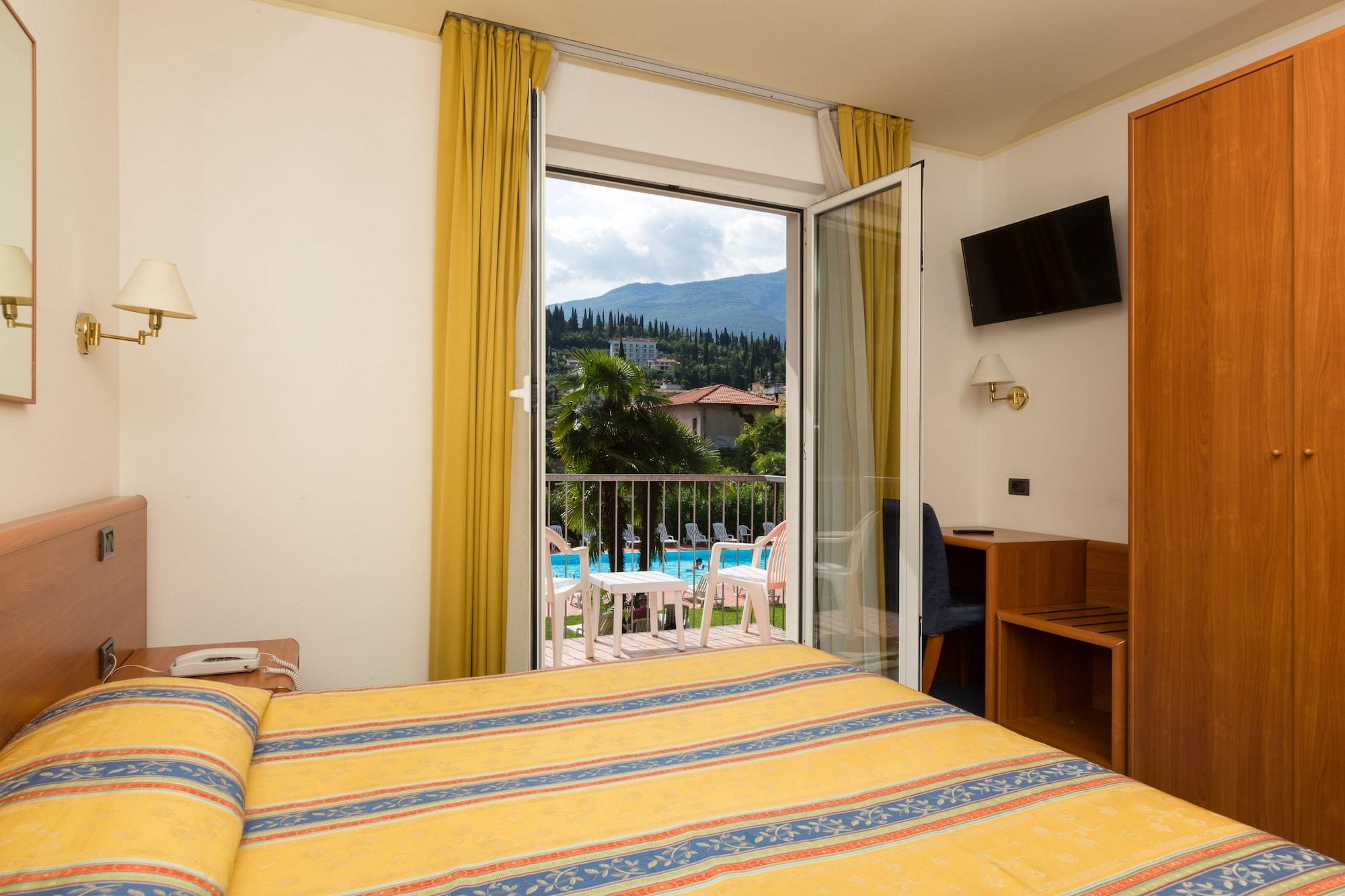 Brione Green Resort Riva del Garda Esterno foto