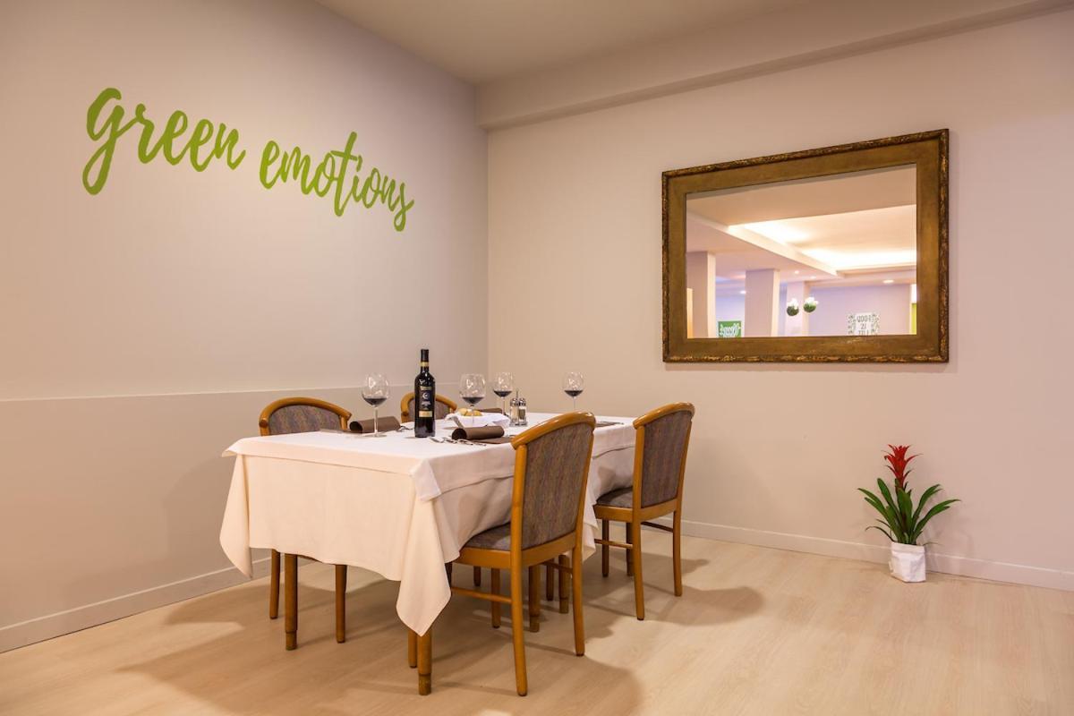 Brione Green Resort Riva del Garda Esterno foto